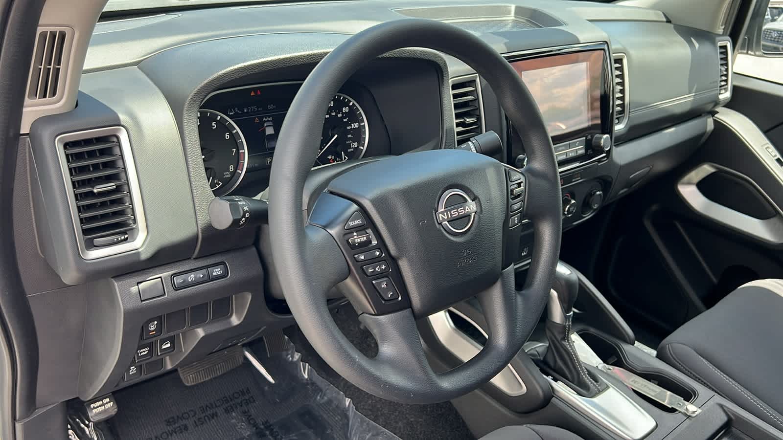 Thumbnail: 2024 Nissan Frontier - 10
