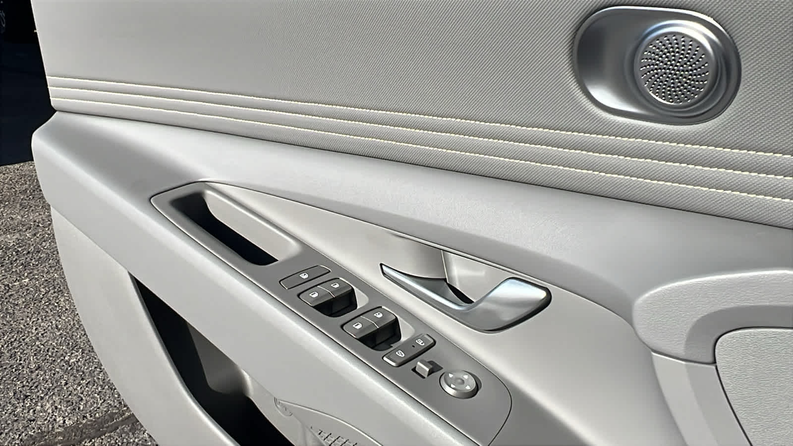 Thumbnail: 2026 Hyundai Elantra - 22