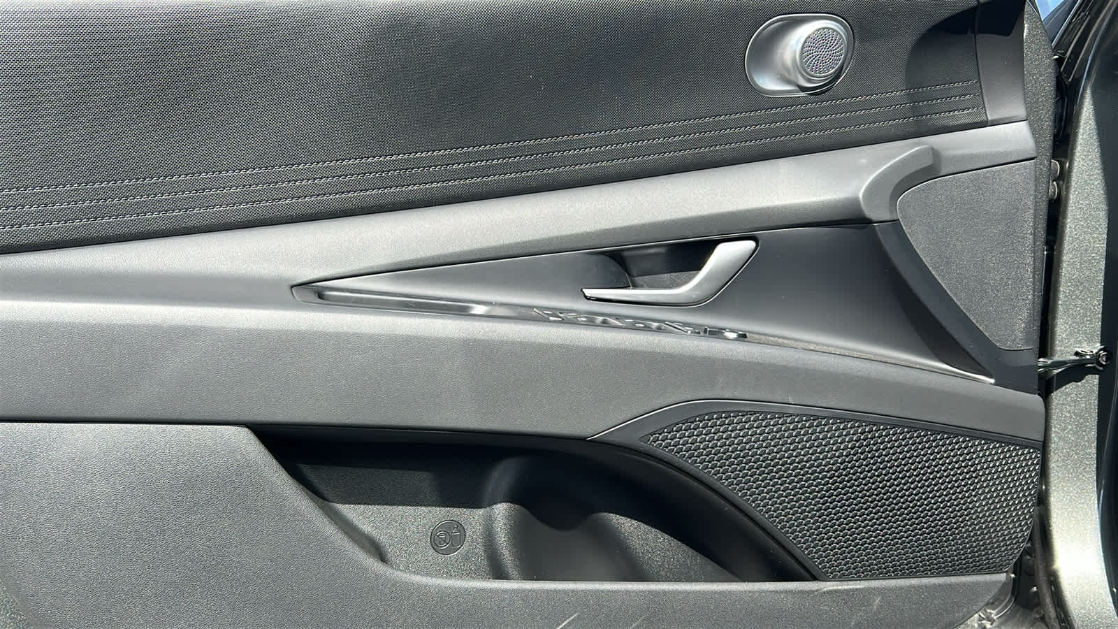 Thumbnail: 2026 Hyundai Elantra - 23