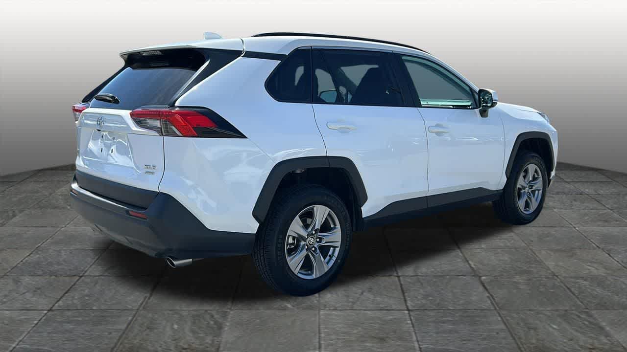 Thumbnail: 2024 Toyota RAV4 - 4