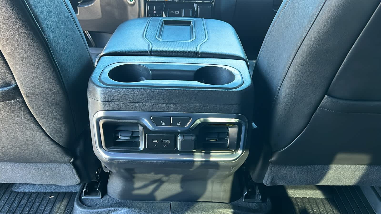 Thumbnail: 2020 GMC Sierra 1500 - 25