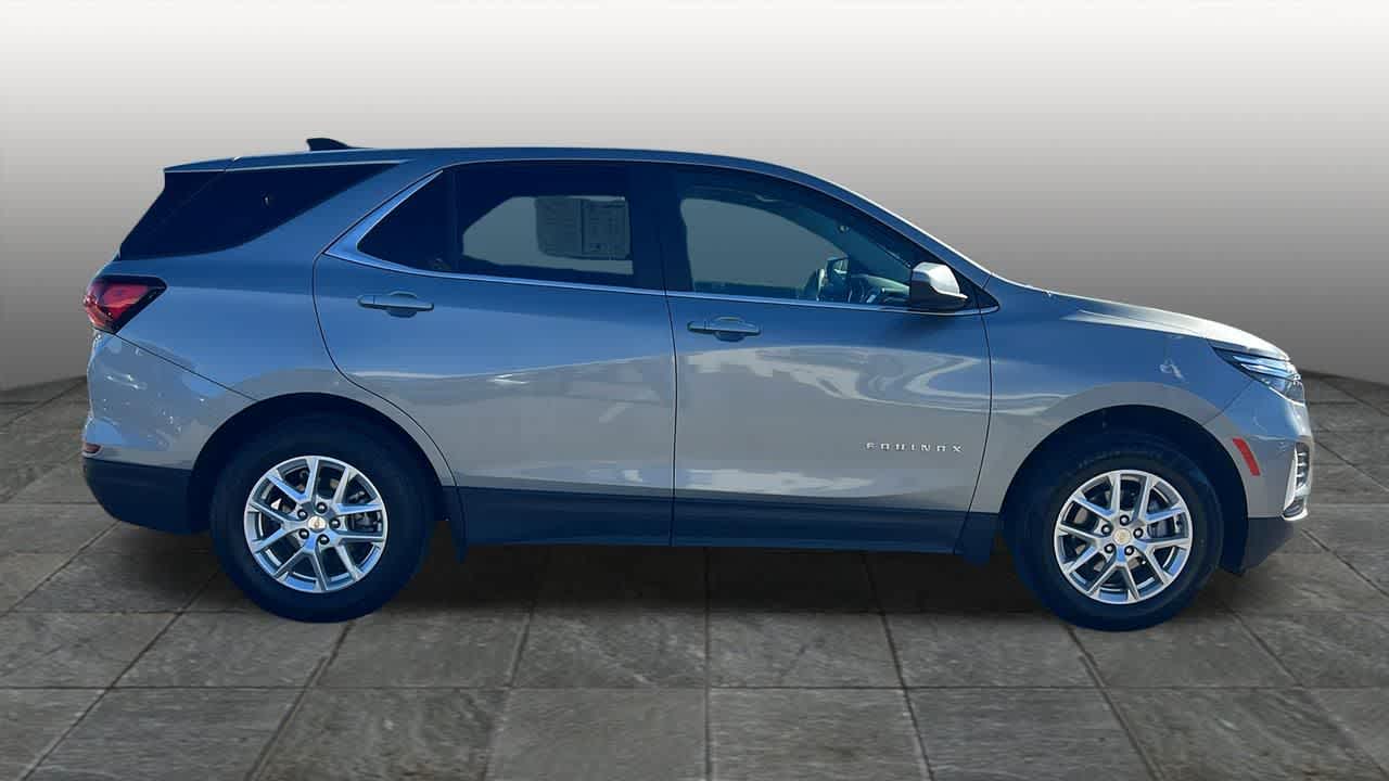 Thumbnail: 2024 Chevrolet Equinox - 4