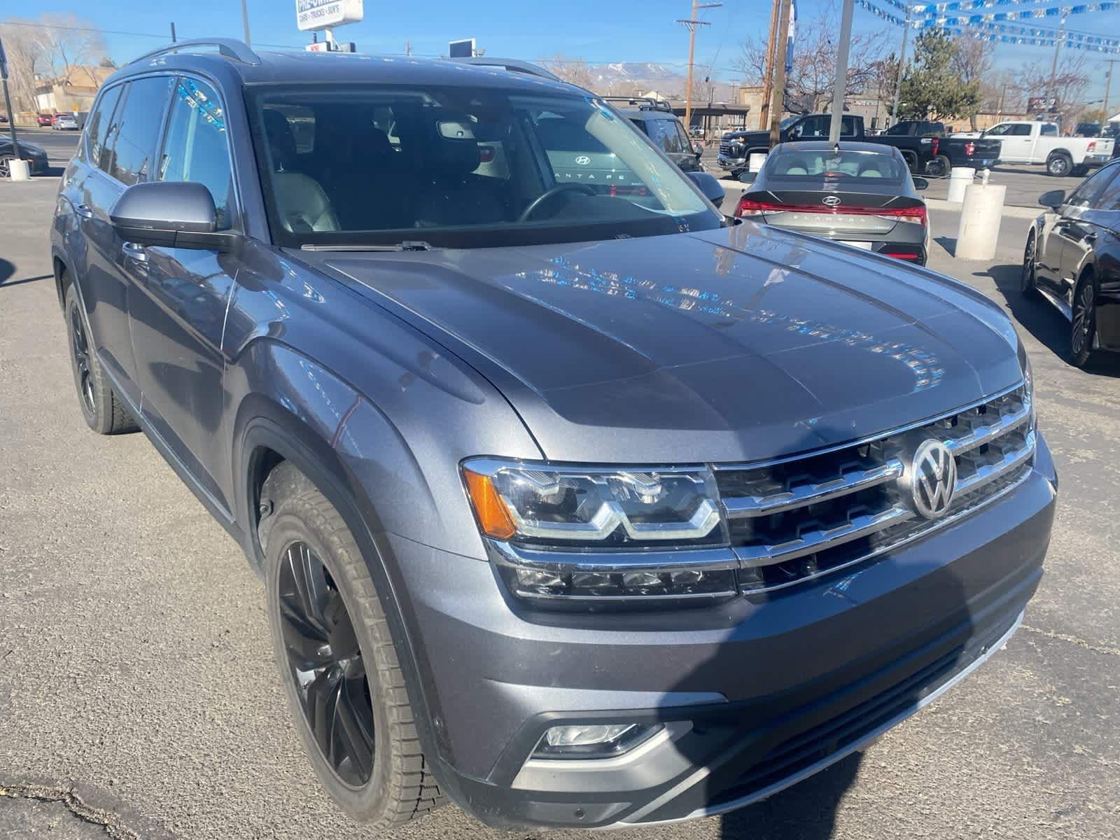 Thumbnail: 2019 Volkswagen Atlas - 3