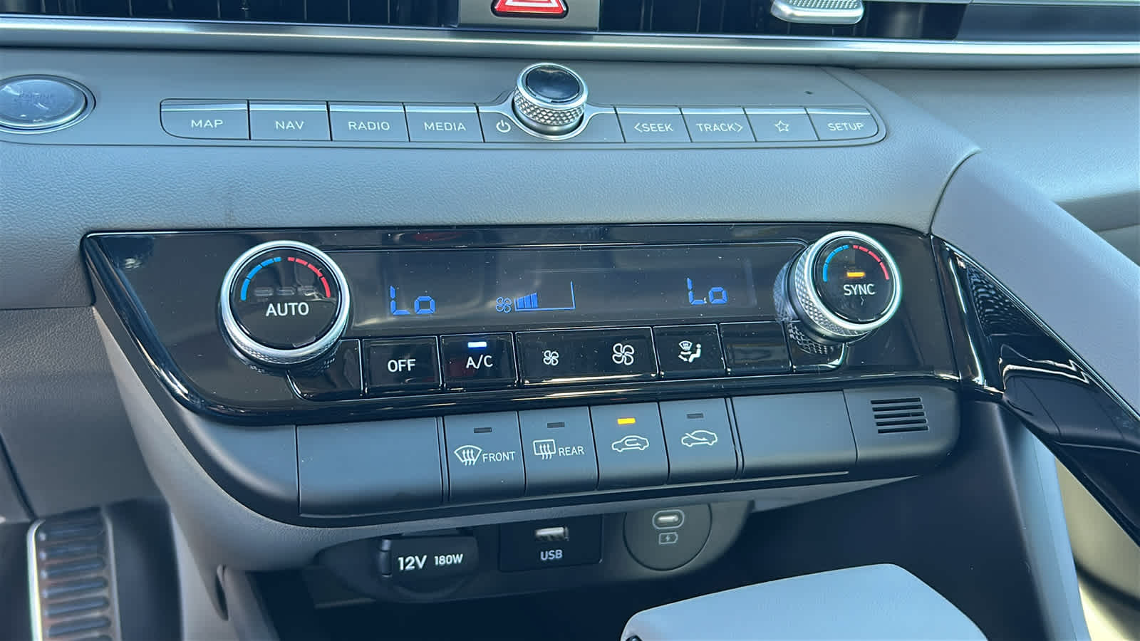 Thumbnail: 2026 Hyundai Elantra - 14