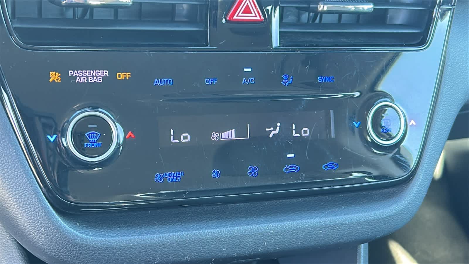 Thumbnail: 2020 Hyundai Ioniq - 14