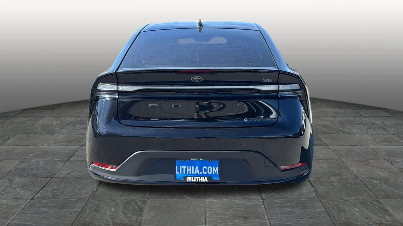 Thumbnail: 2024 Toyota Prius Prime - 6