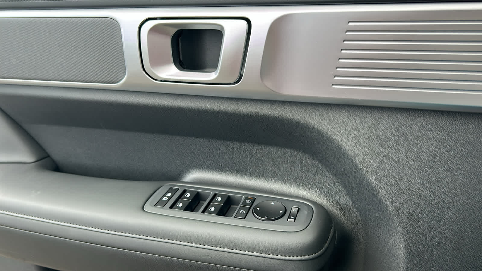 Thumbnail: 2026 Hyundai Santa Fe - 22