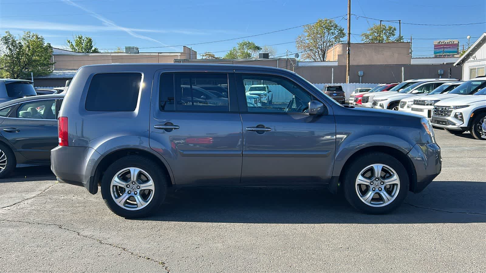 Thumbnail: 2014 Honda Pilot - 16