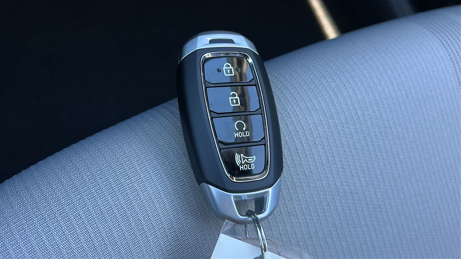 Thumbnail: 2025 Hyundai Venue - 29