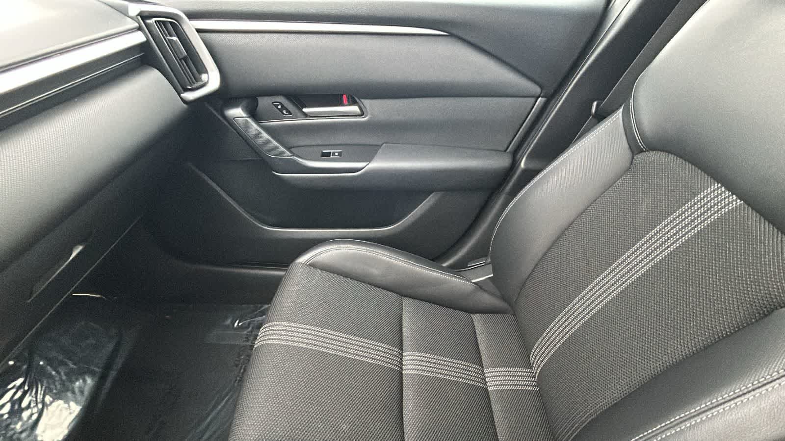 Thumbnail: 2025 Mazda CX-50 - 12