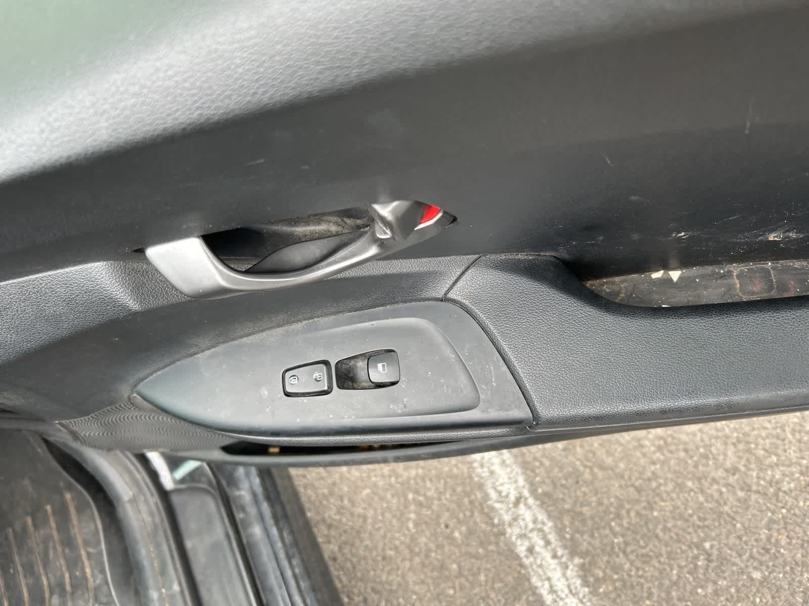 Thumbnail: 2020 Hyundai Veloster - 14