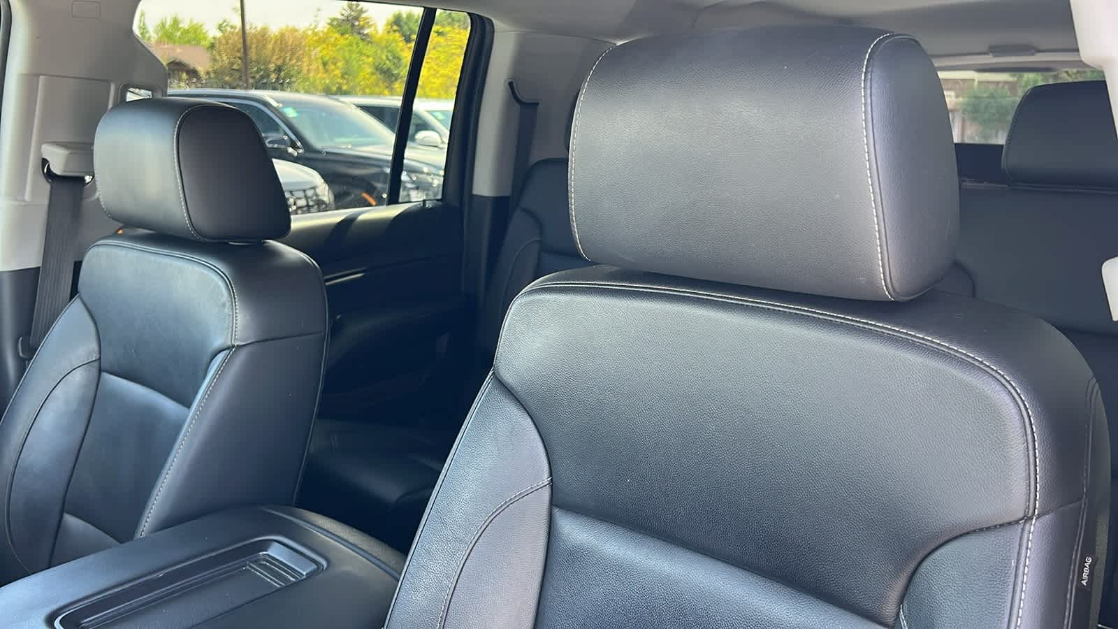 Thumbnail: 2019 Chevrolet Suburban - 11