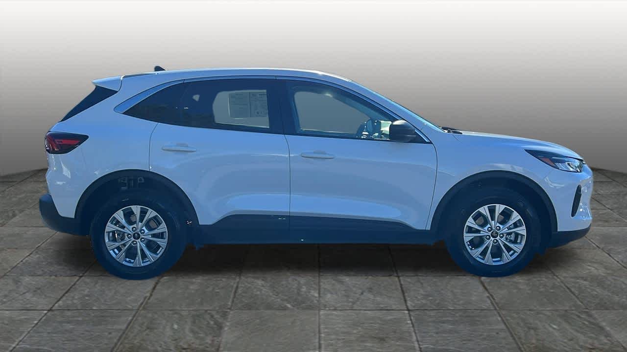 Thumbnail: 2024 Ford Escape - 4