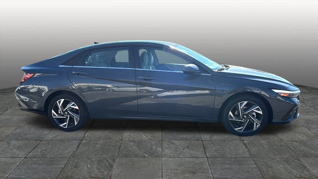 New 2025 Hyundai Elantra Hybrid Limited Sedan