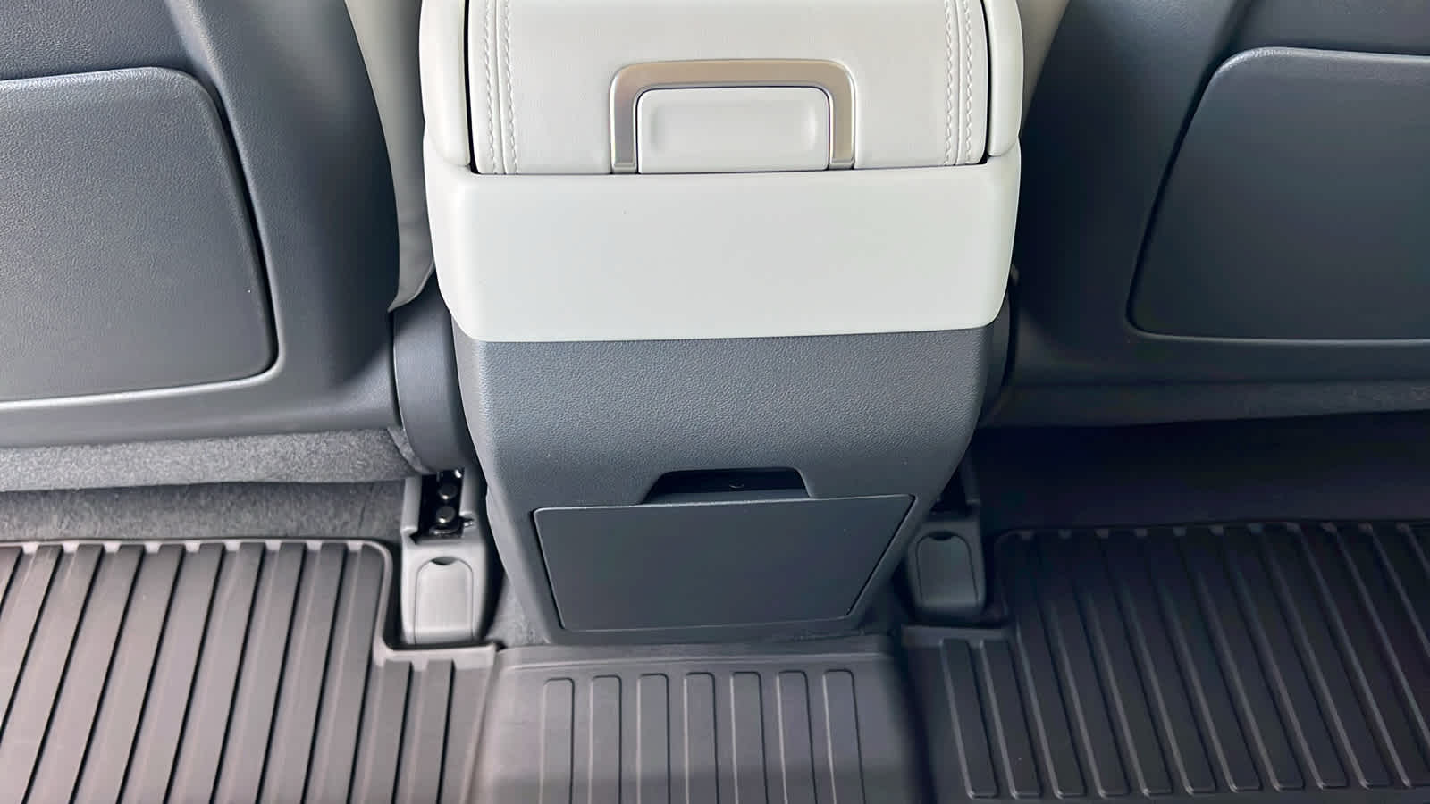 Thumbnail: 2026 Hyundai Santa Fe - 25