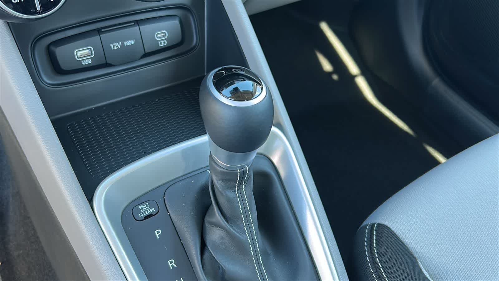 Thumbnail: 2025 Hyundai Venue - 13