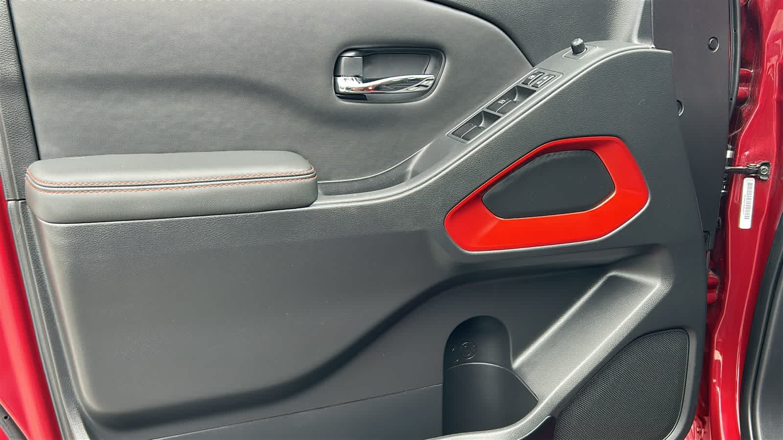 Thumbnail: 2024 Nissan Frontier - 23