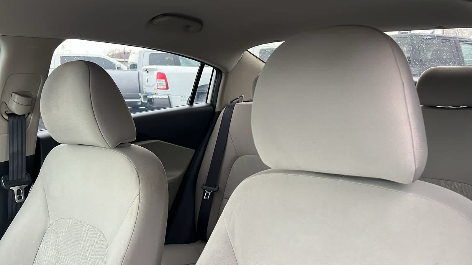 Thumbnail: 2016 Kia Rio - 11