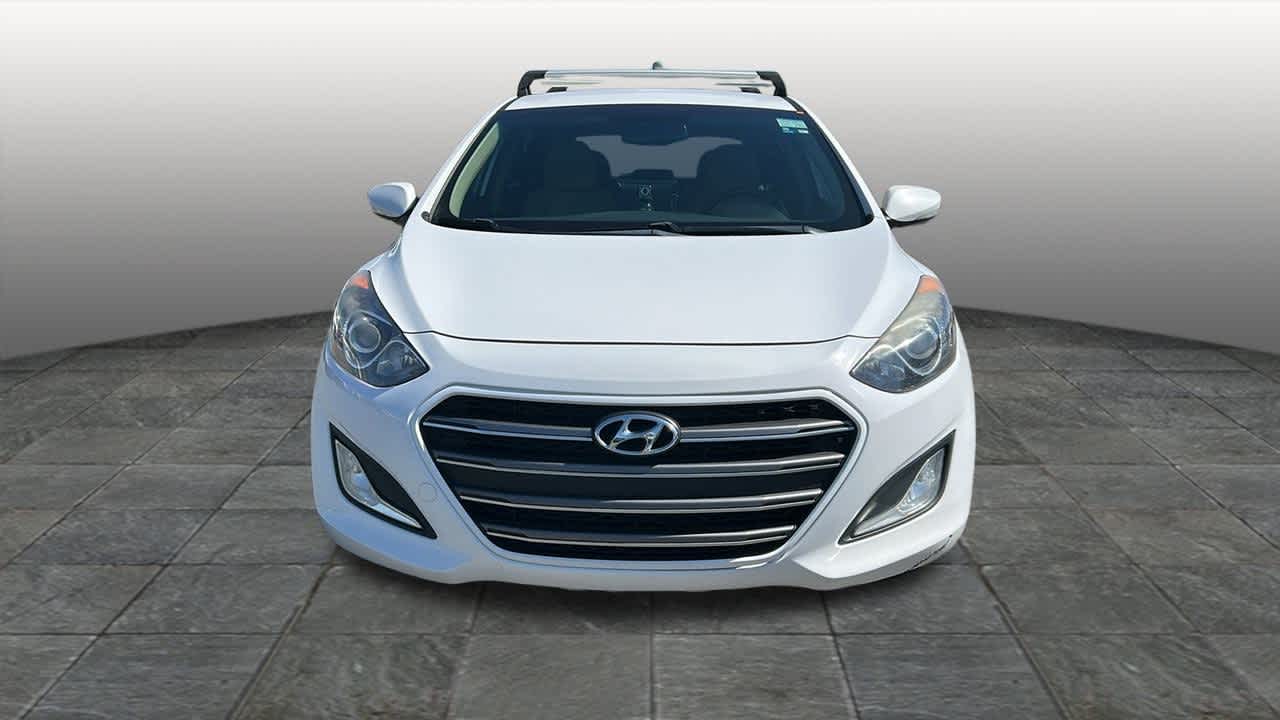 Thumbnail: 2016 Hyundai Elantra - 2