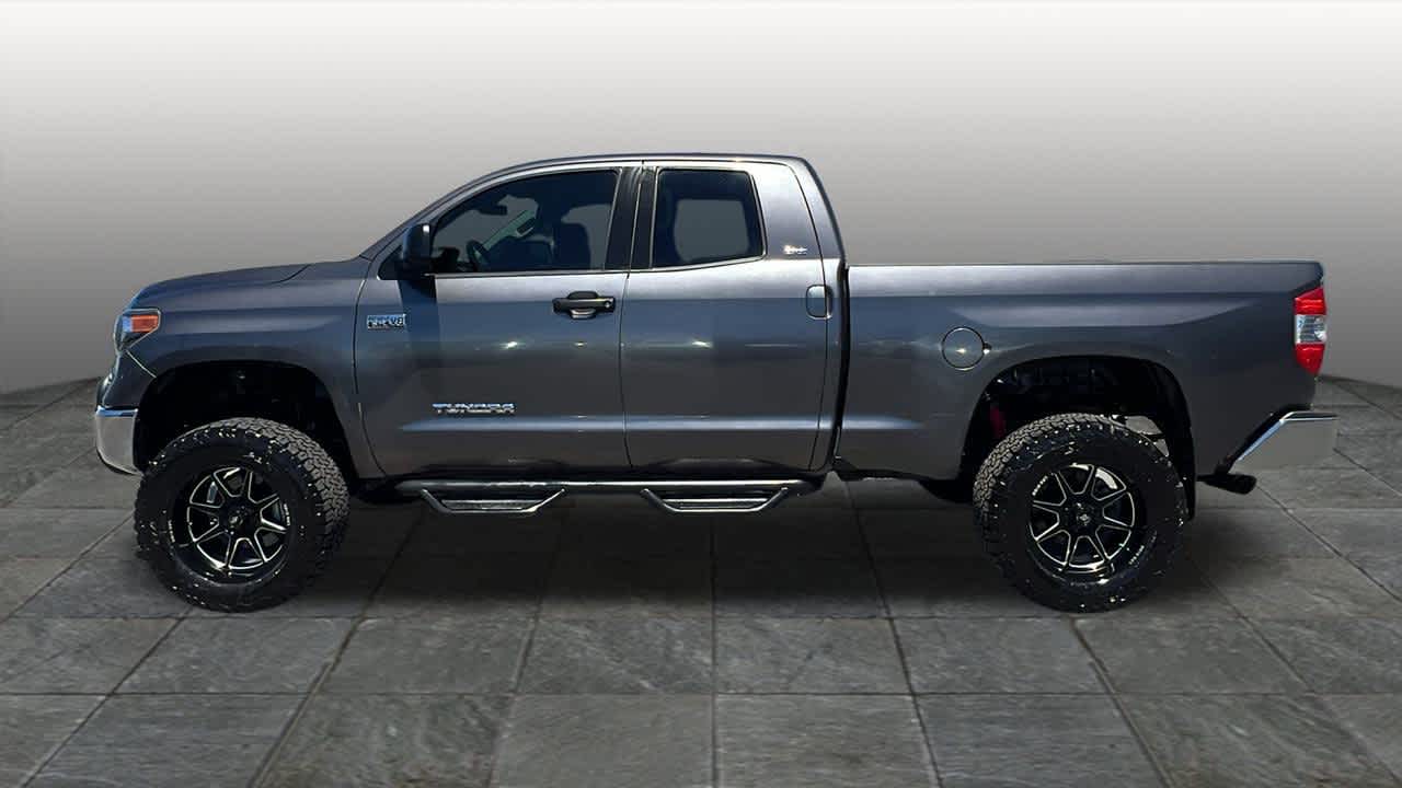 Thumbnail: 2019 Toyota Tundra - 8