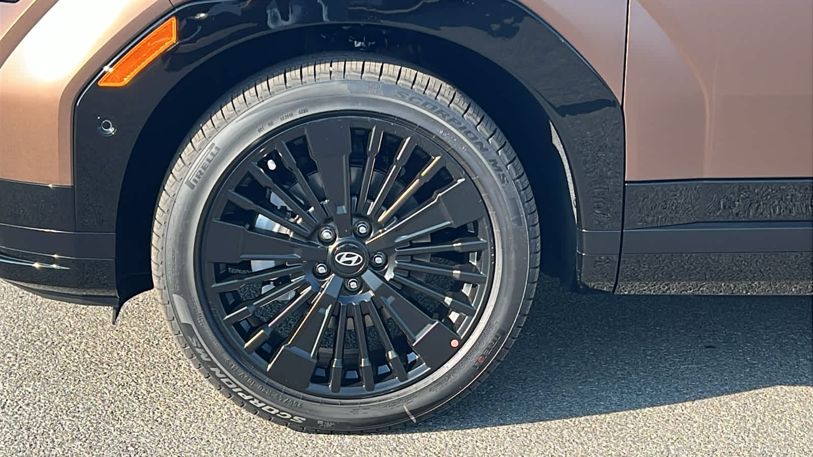 Thumbnail: 2025 Hyundai Santa Fe - 9