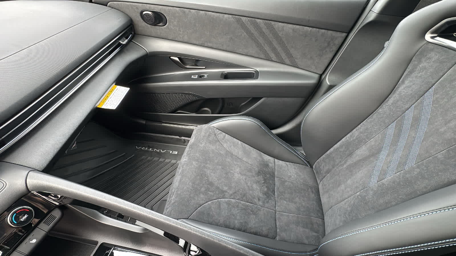 Thumbnail: 2026 Hyundai Elantra - 12