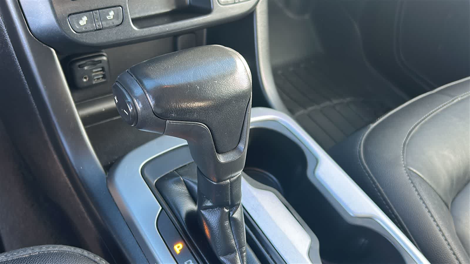 Thumbnail: 2019 Chevrolet Colorado - 12