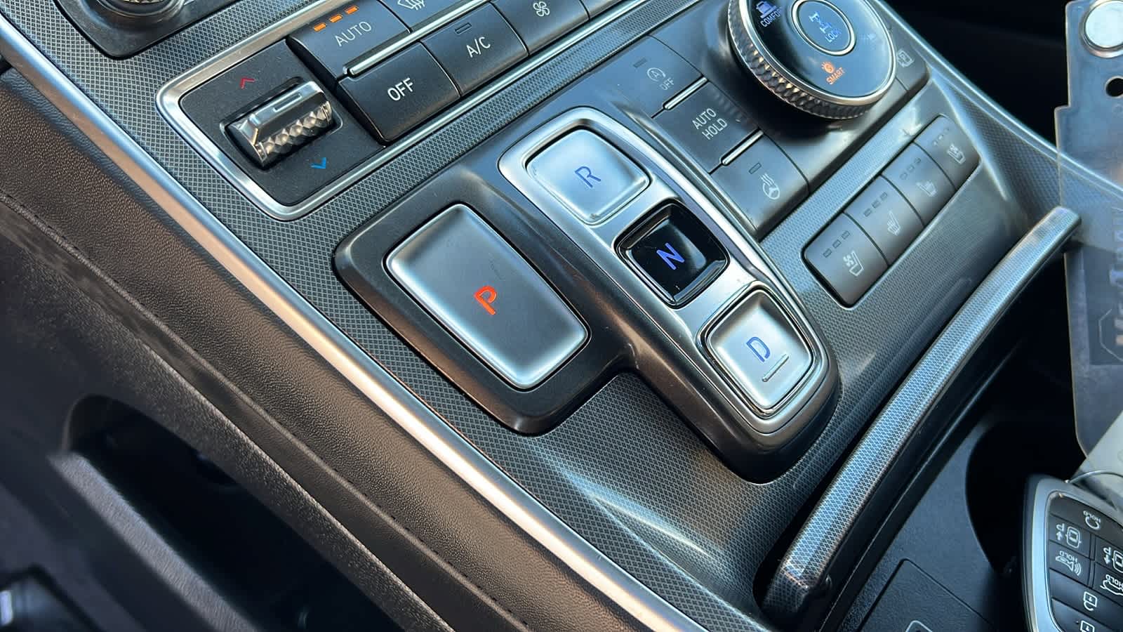 Thumbnail: 2023 Hyundai Santa Fe - 13