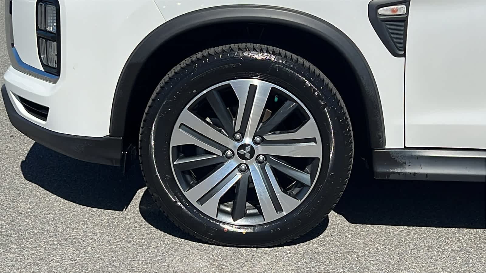 2021 Mitsubishi Outlander Sport ES 9