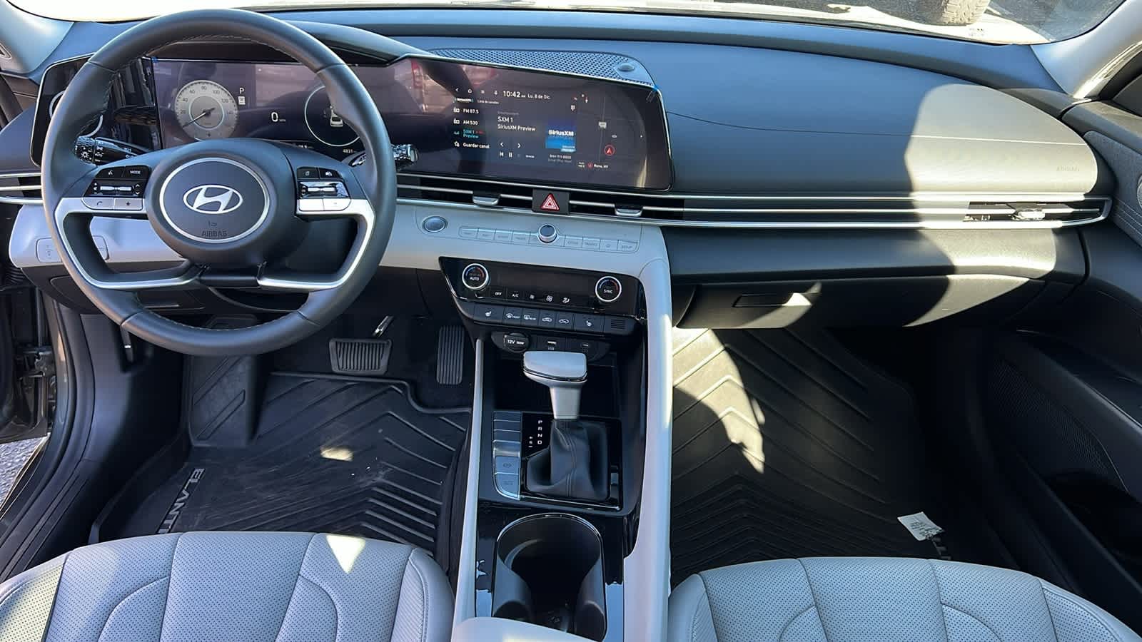 Thumbnail: 2025 Hyundai Elantra - 26