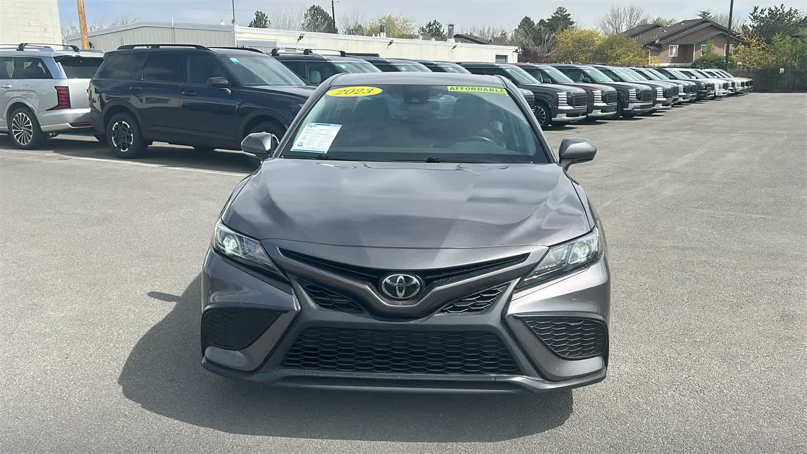 Thumbnail: 2023 Toyota Camry - 21