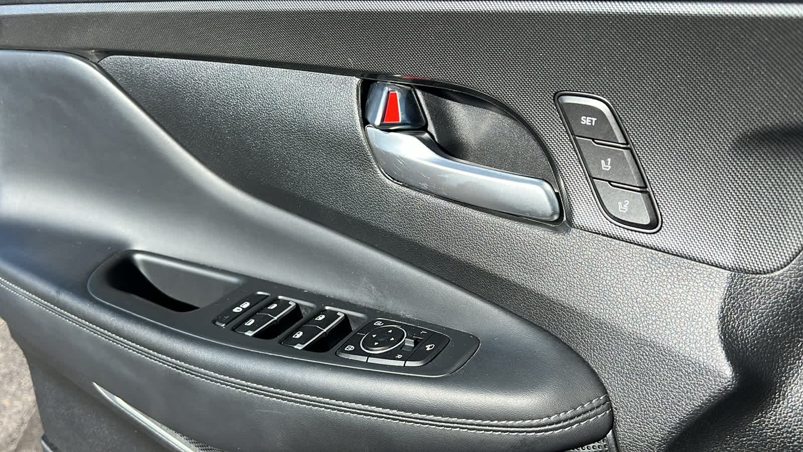 Thumbnail: 2021 Hyundai Santa Fe - 22