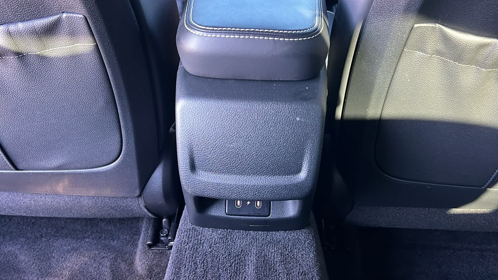 Thumbnail: 2025 Kia K5 - 25