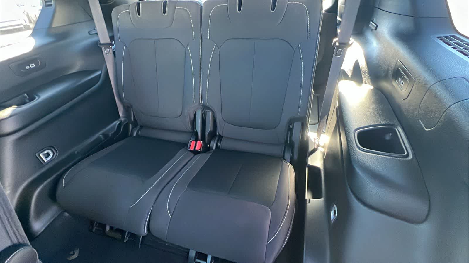 Thumbnail: 2024 Jeep Grand Cherokee L - 32