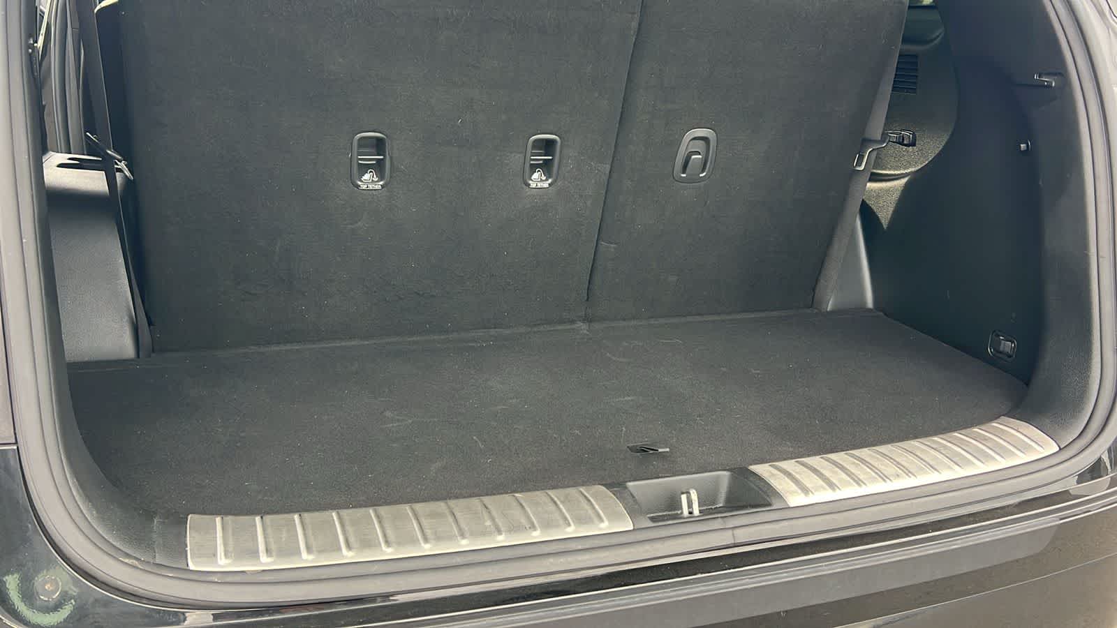 Thumbnail: 2022 Hyundai Palisade - 27