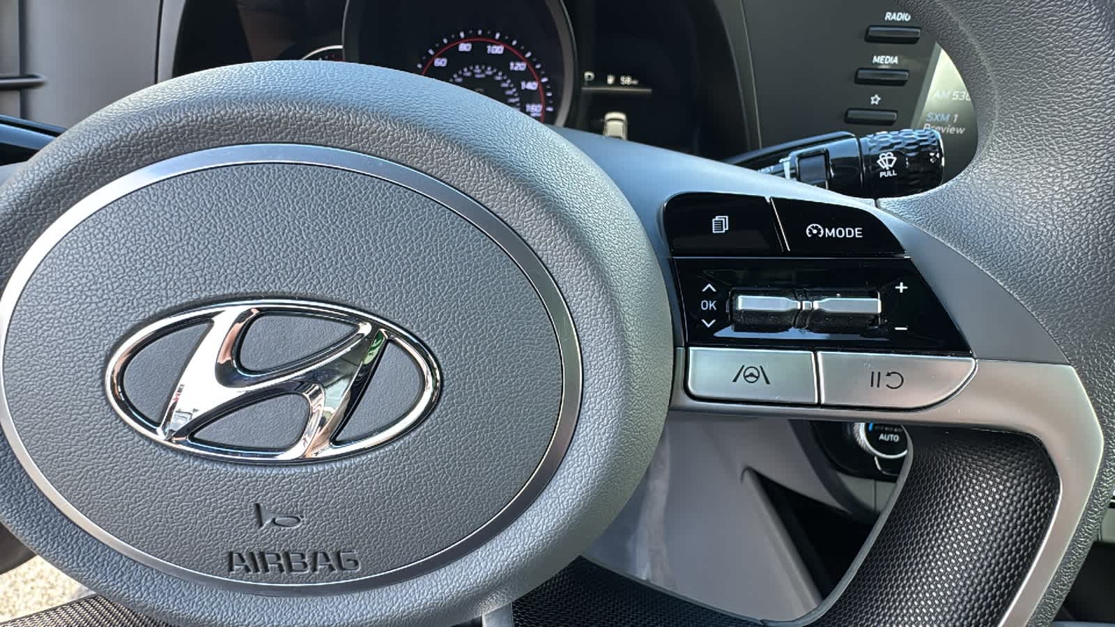 Thumbnail: 2022 Hyundai Elantra - 20