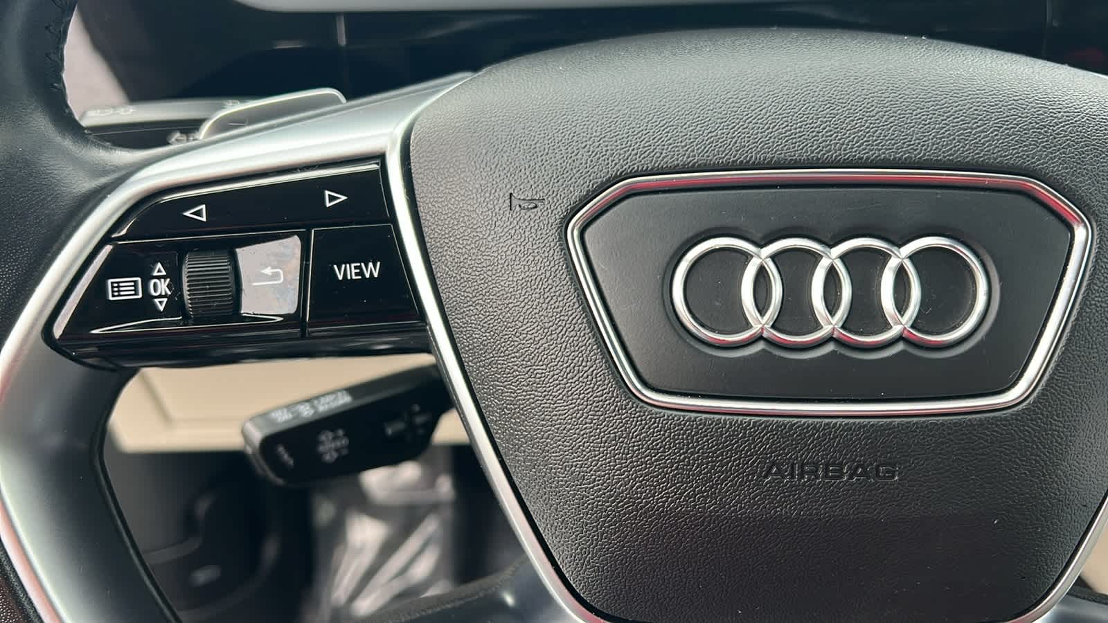 Thumbnail: 2019 Audi e-tron - 19