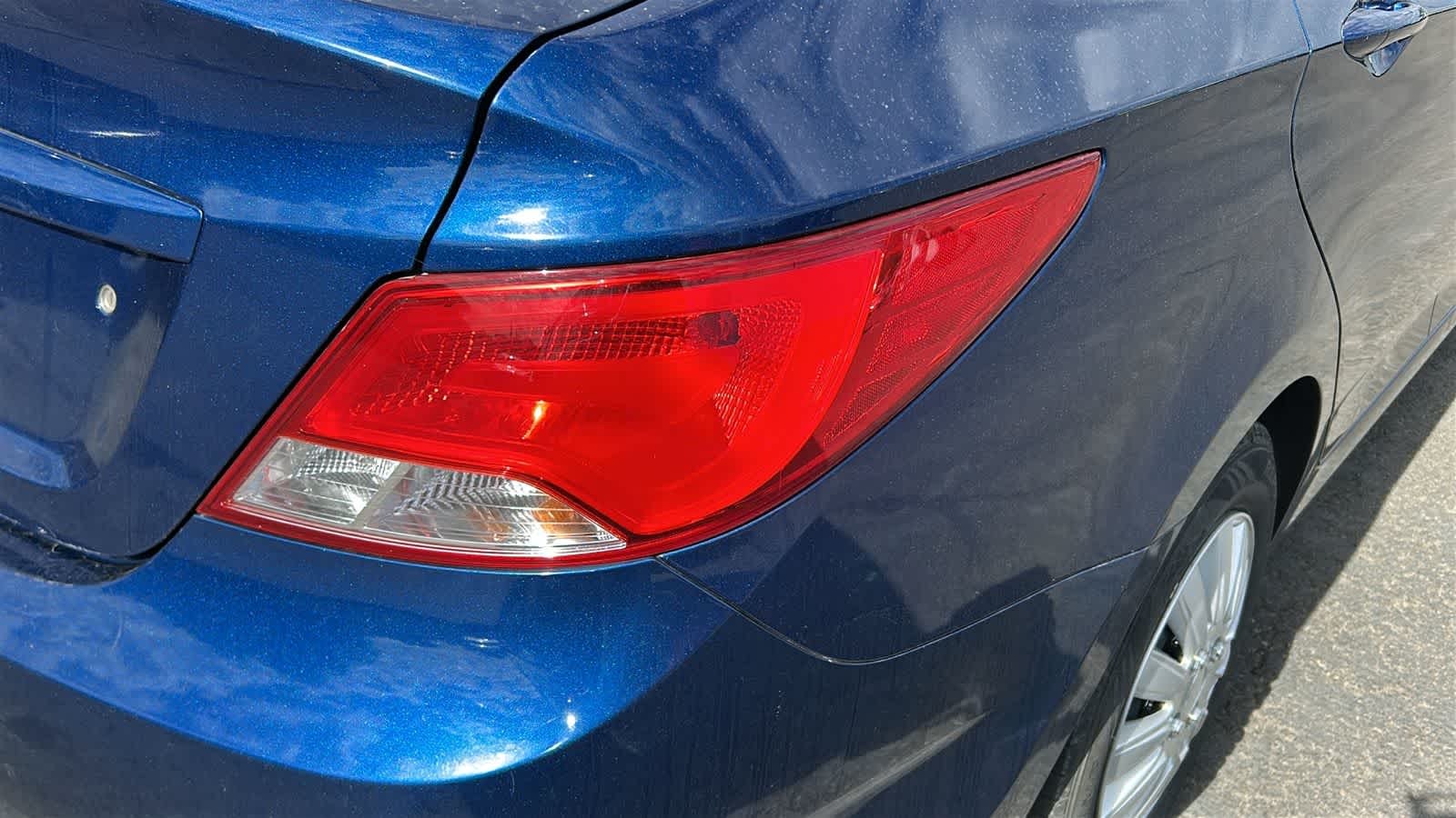 Thumbnail: 2017 Hyundai Accent - 17