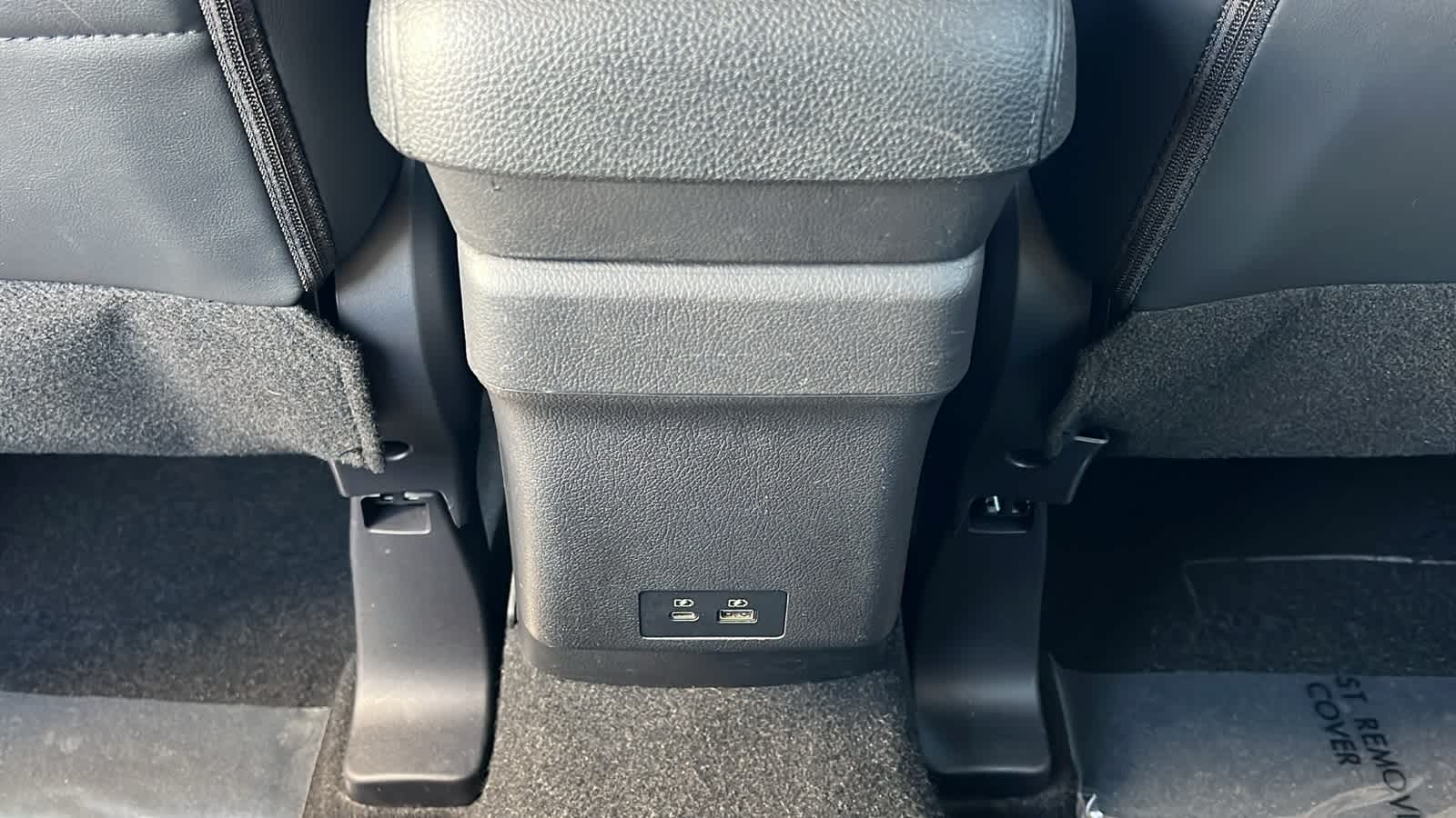 Thumbnail: 2024 Mitsubishi Outlander Sport - 25