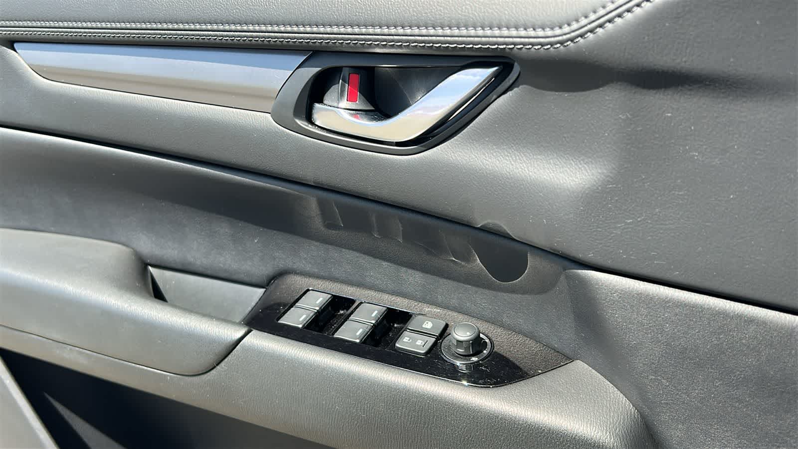 Thumbnail: 2025 Mazda CX-5 - 22