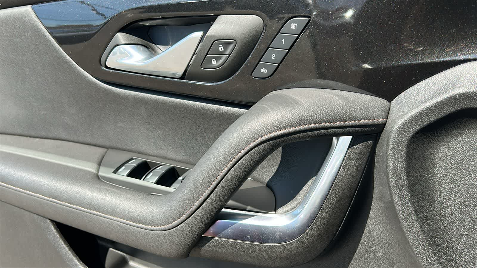 Thumbnail: 2024 Chevrolet Blazer - 21