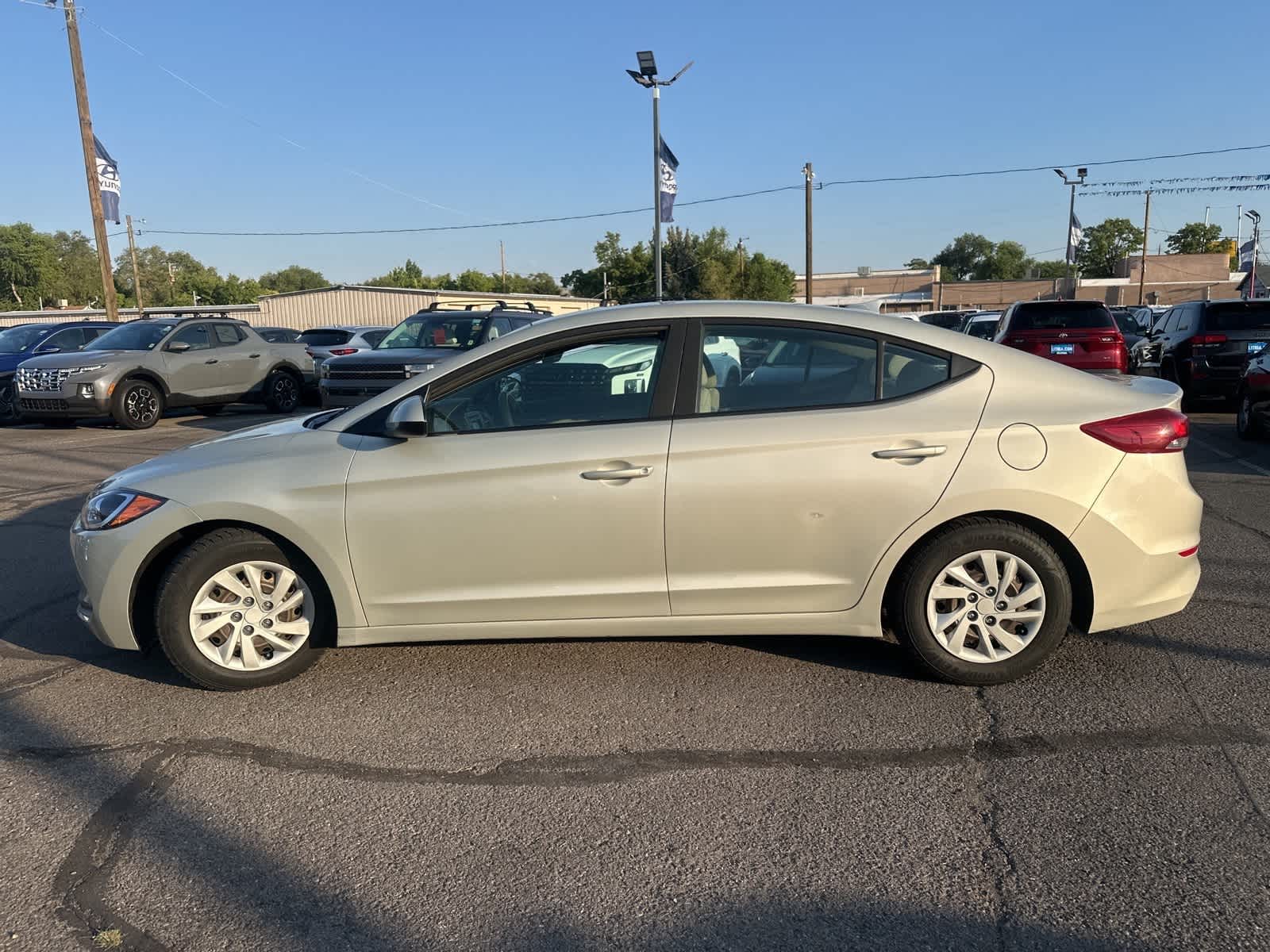 Thumbnail: 2017 Hyundai Elantra - 3
