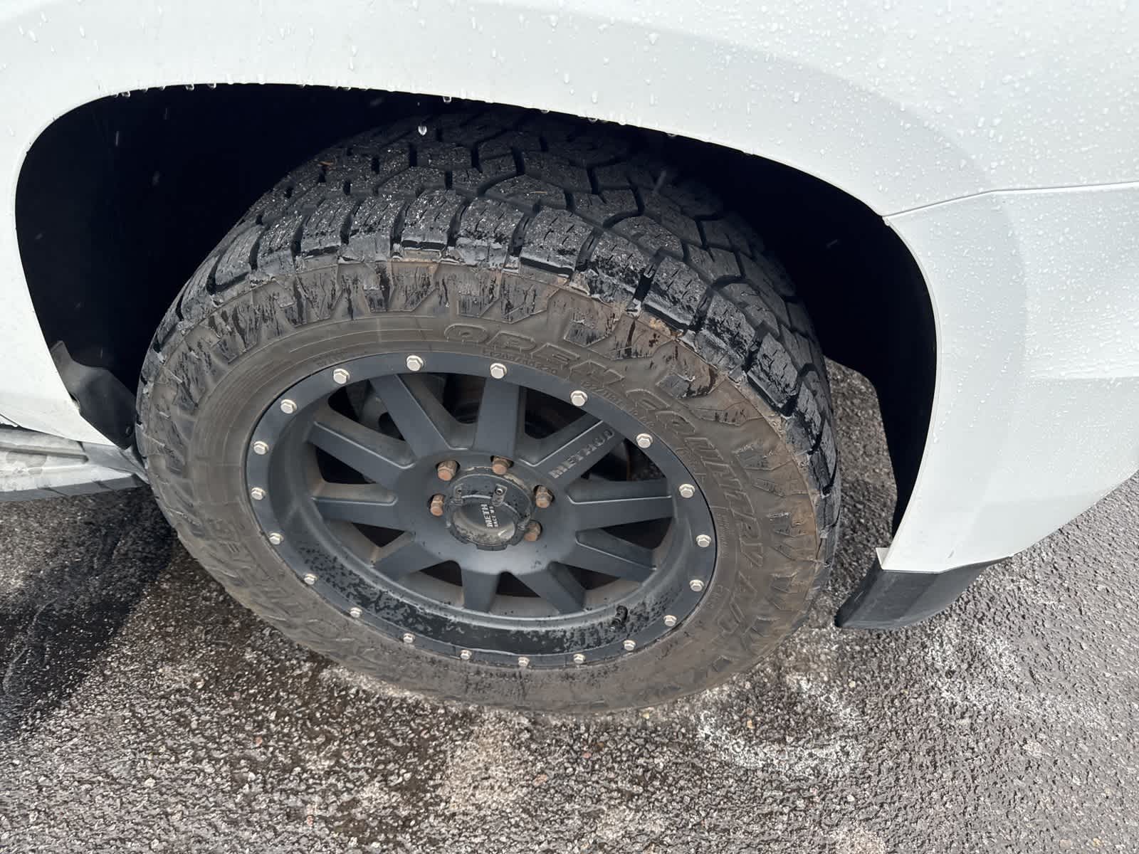 Thumbnail: 2017 Chevrolet Tahoe - 4