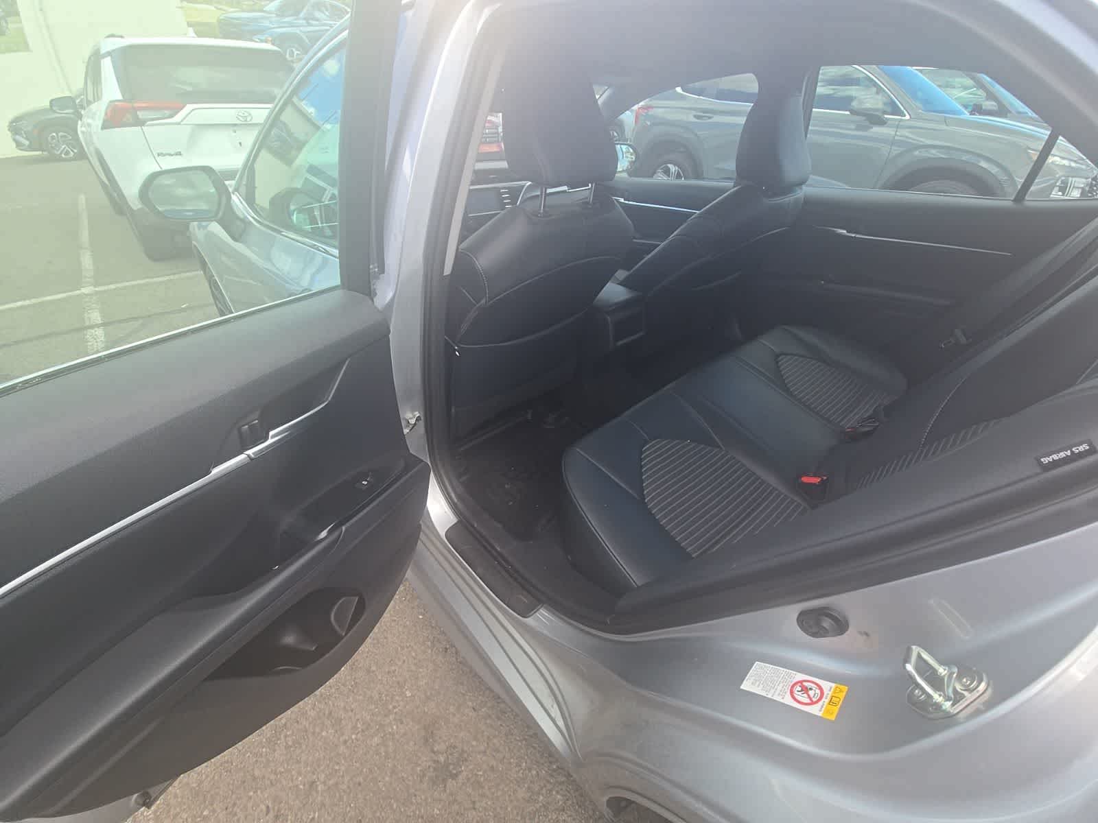 Thumbnail: 2018 Toyota Camry - 13