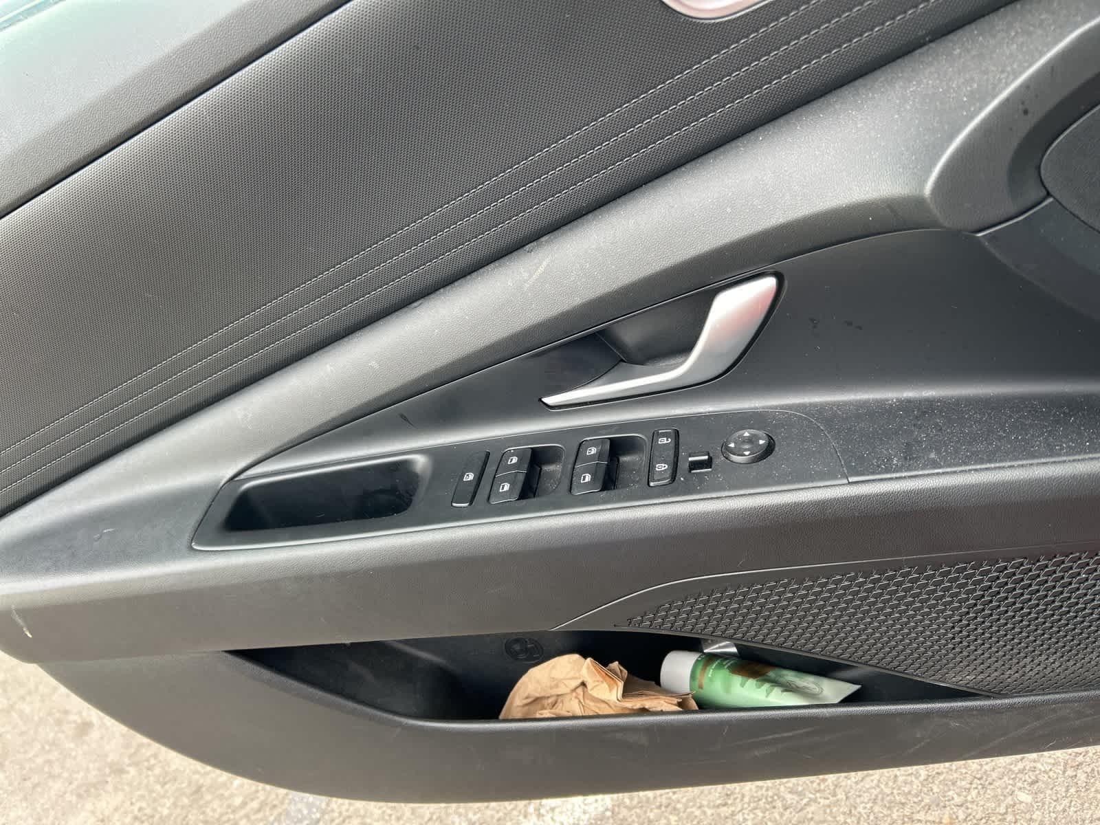 Thumbnail: 2023 Hyundai Elantra - 14