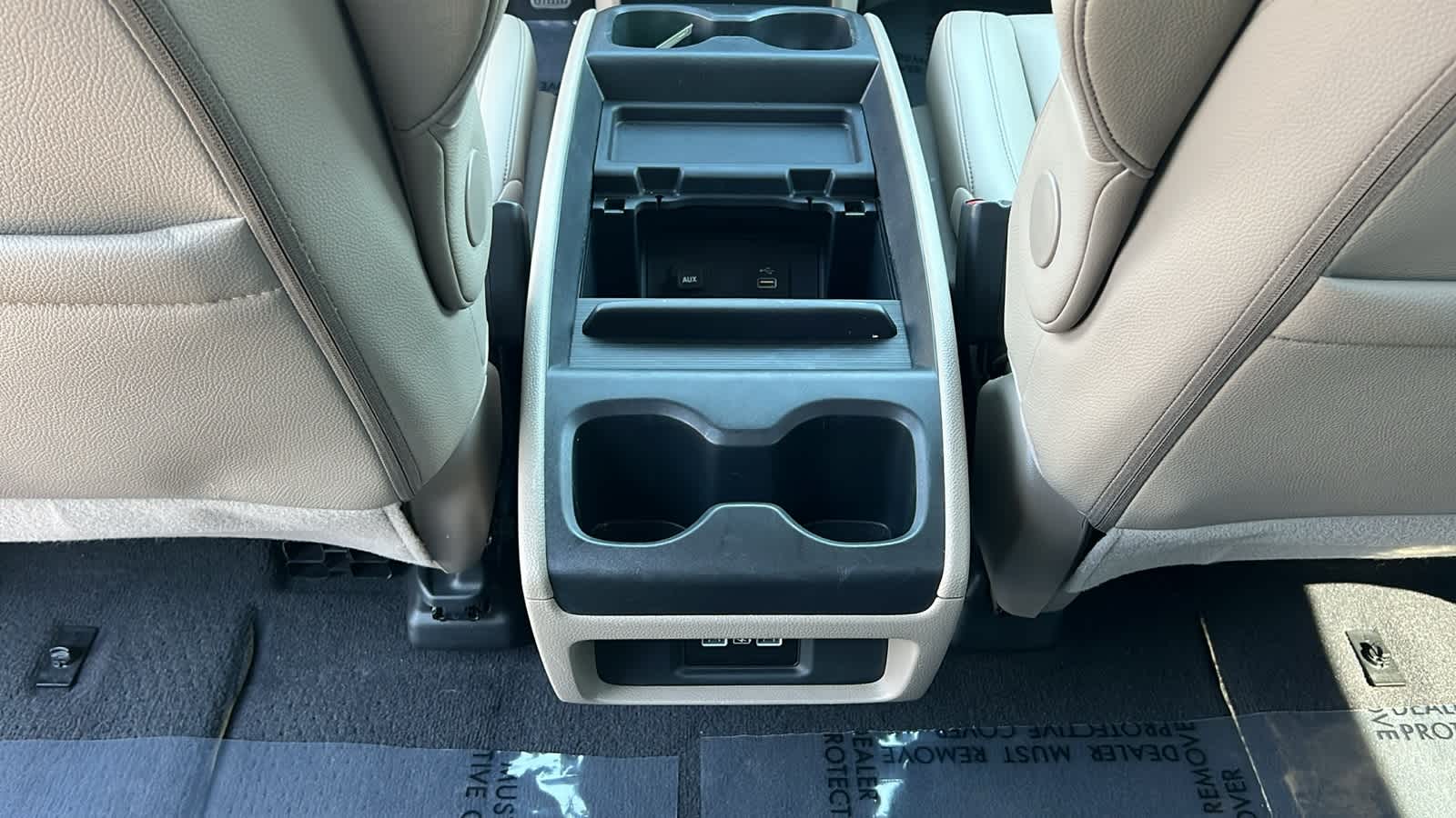 Thumbnail: 2021 Honda Odyssey - 25