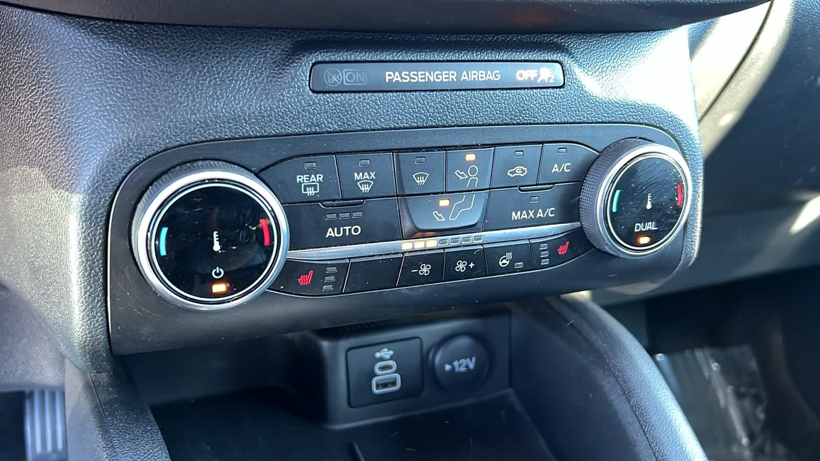 Thumbnail: 2024 Ford Escape - 14