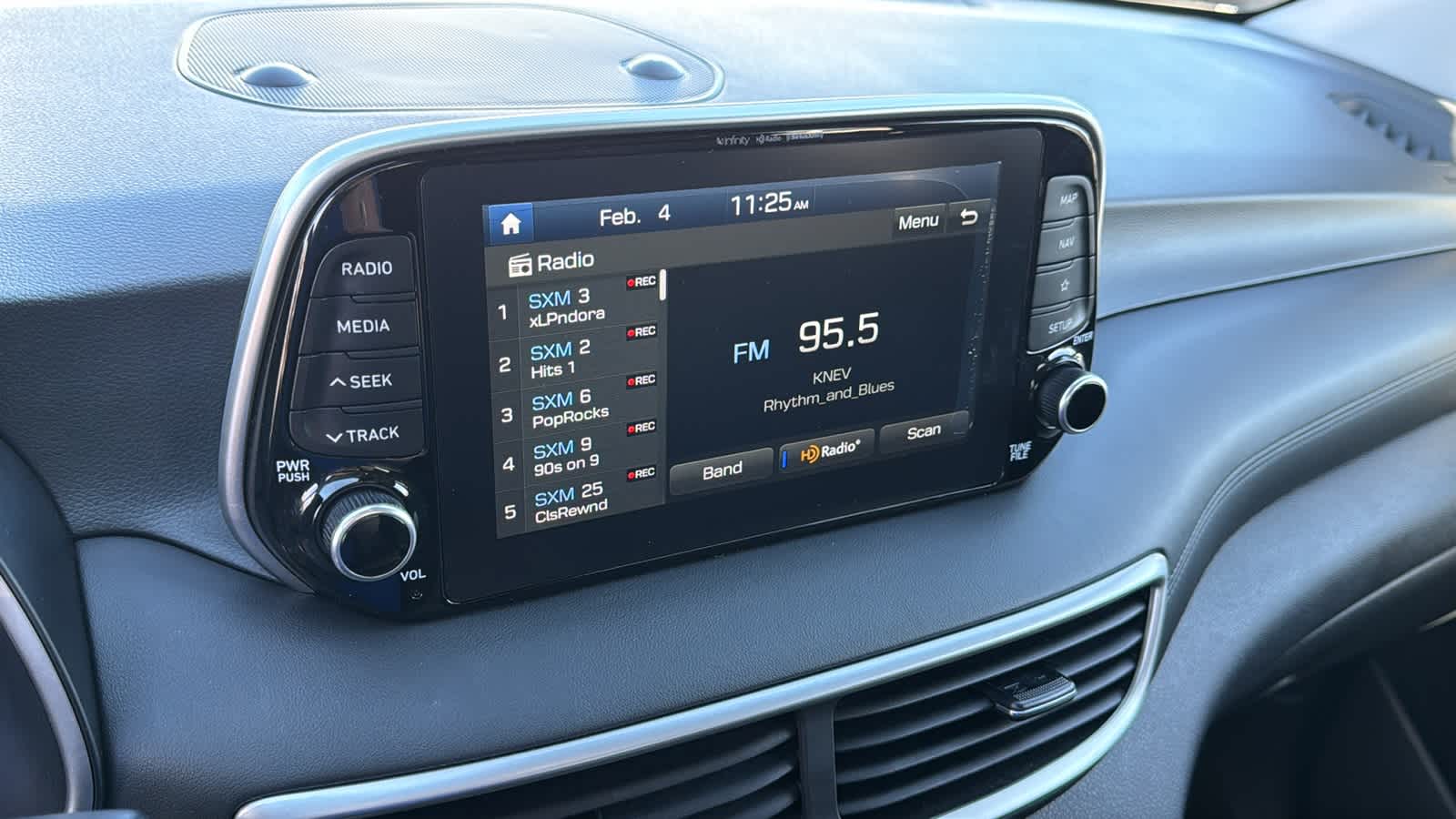 Thumbnail: 2020 Hyundai Tucson - 15