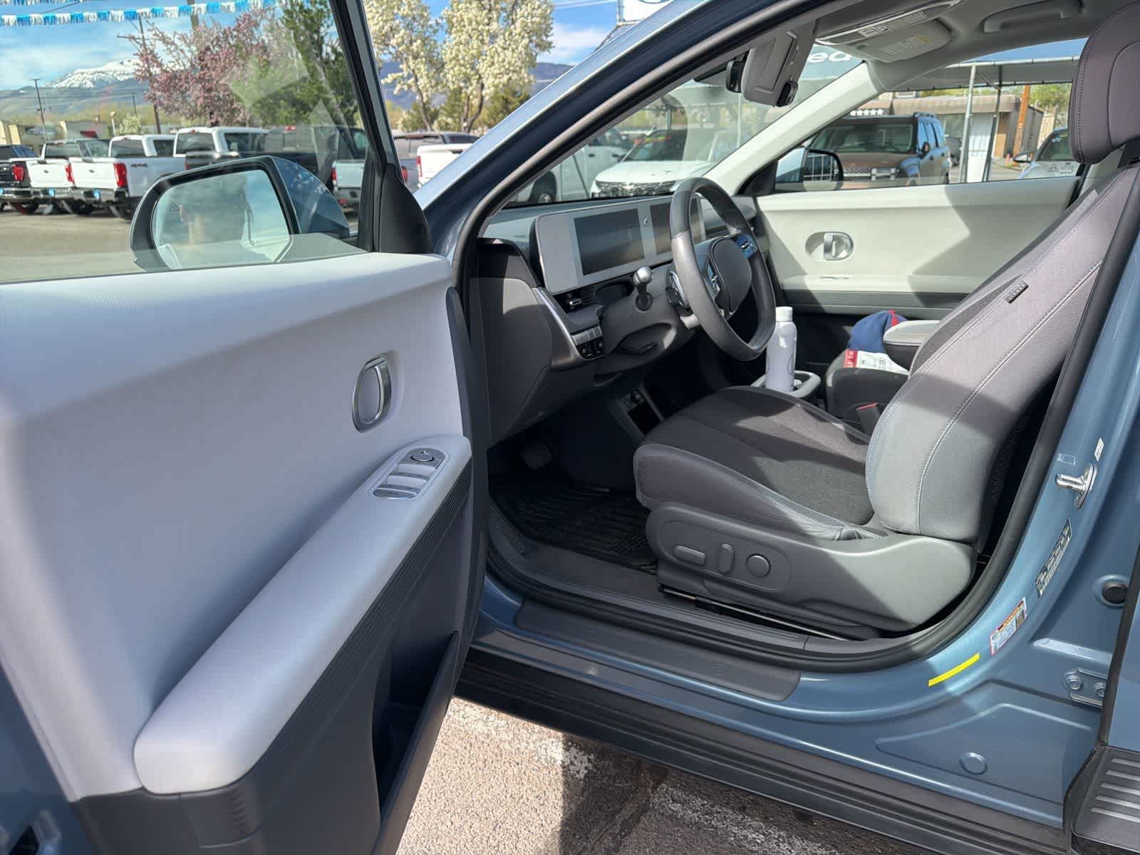 Thumbnail: 2022 Hyundai Ioniq 5 - 9