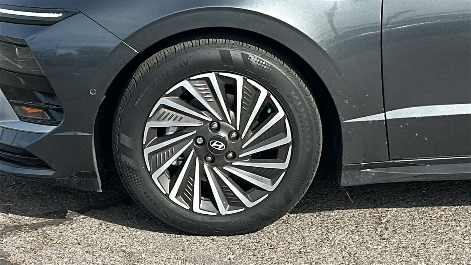 Thumbnail: 2025 Hyundai Sonata - 9